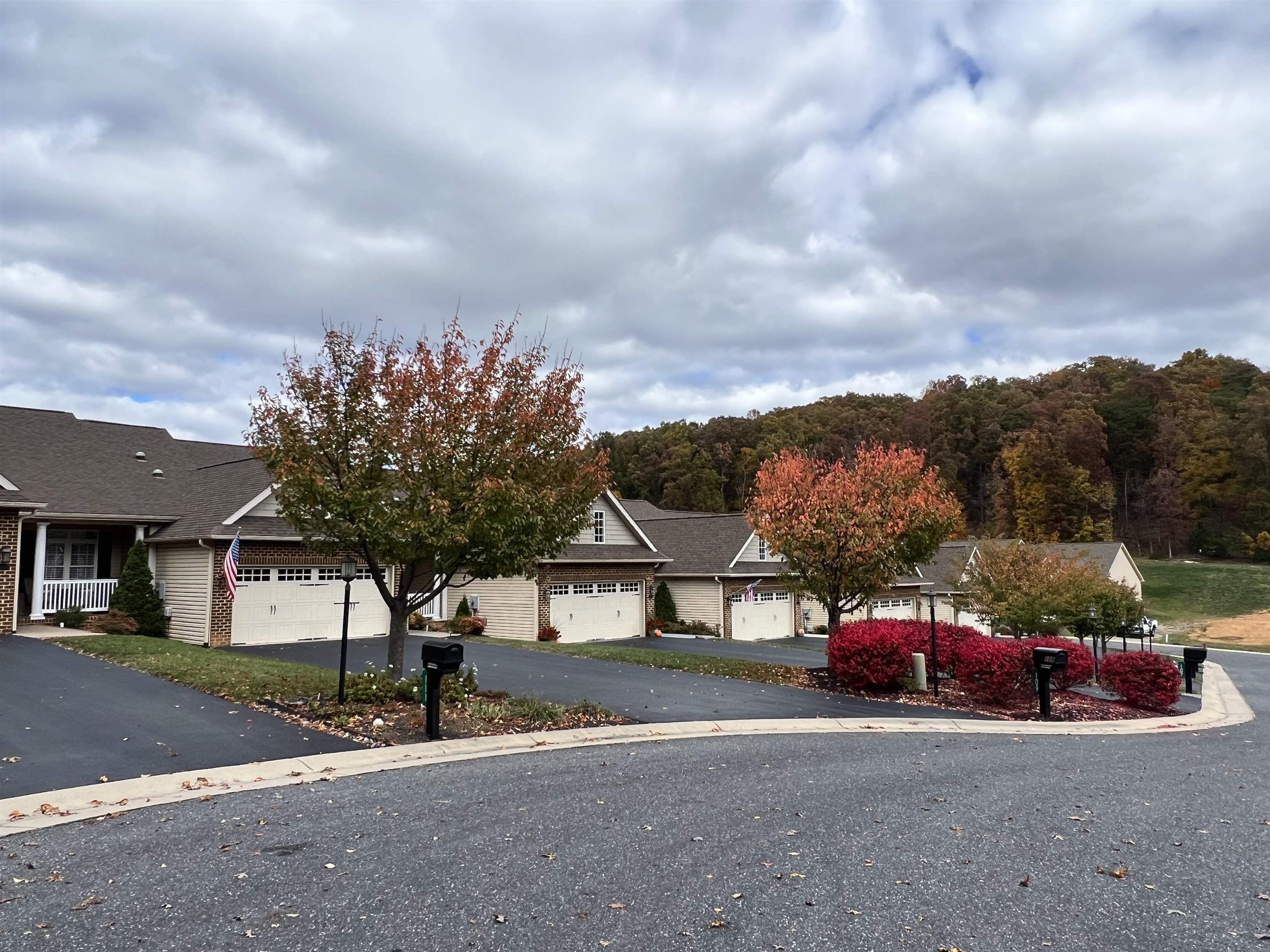 1201 Stocker Street Staunton, VA 24401 - Photo 5 of 7