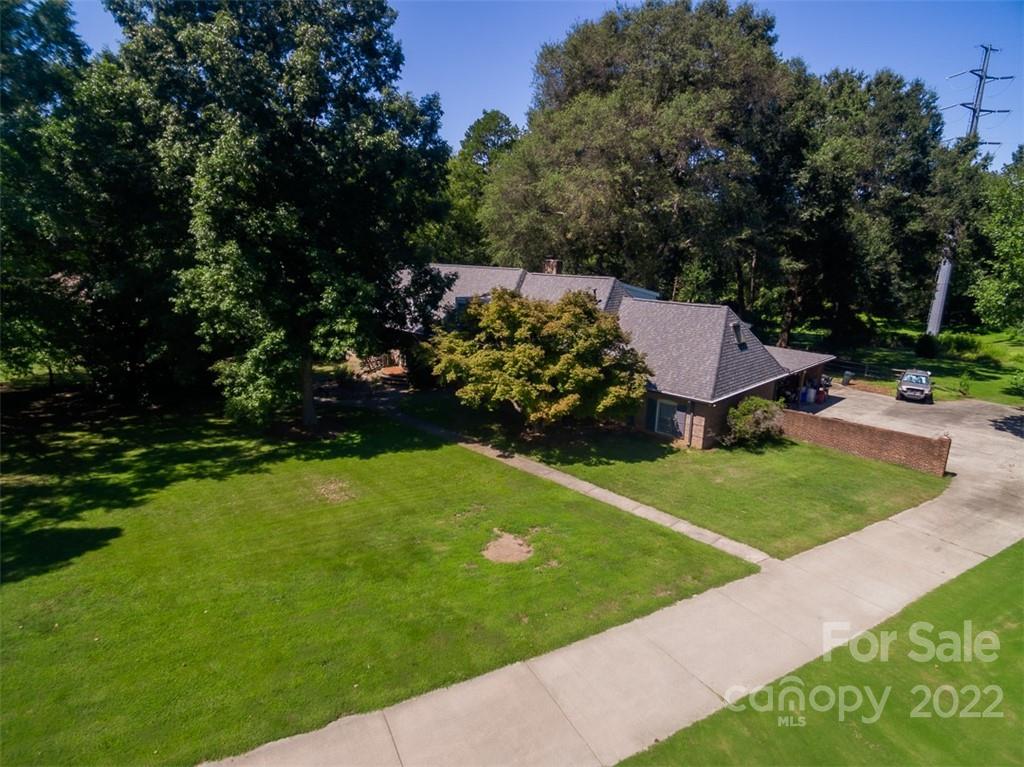 7300 Lancer Drive Charlotte, NC 28226 - Photo 11 of 48