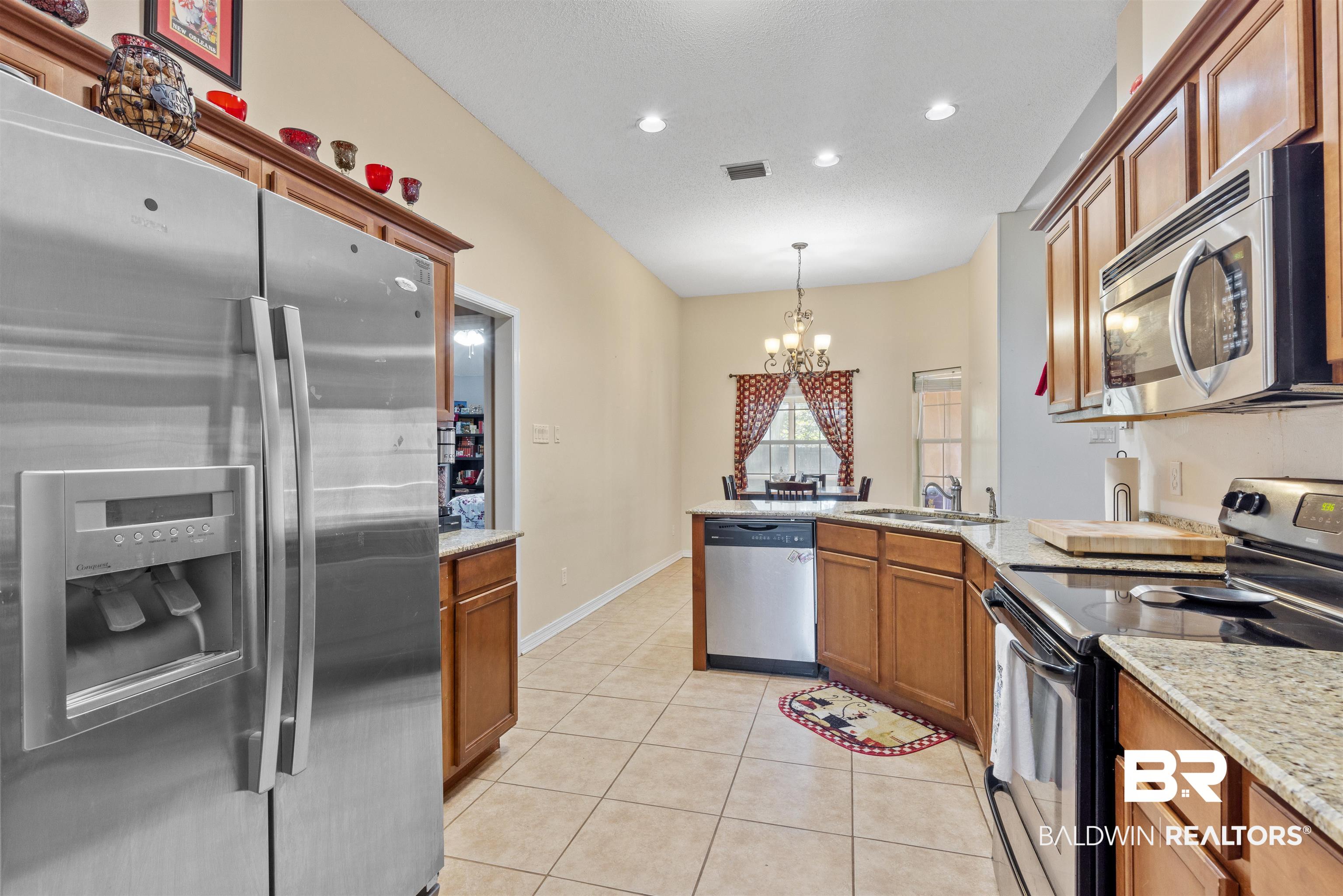 3075 Azalea Trace Drive Mobile, AL 36695 - Photo 17 of 33 Kitchen