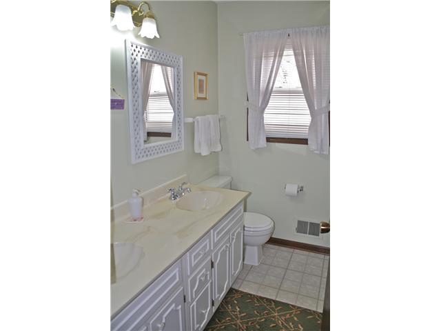 26 Sycamore Road Carmel, IN 46033 - Photo 17 of 22 Gallery Image 17