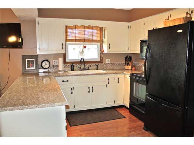 26 Sycamore Road Carmel, IN 46033 - Photo 5 of 22 Gallery Image 5