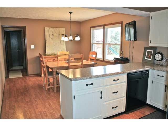 26 Sycamore Road Carmel, IN 46033 - Photo 6 of 22 Gallery Image 6