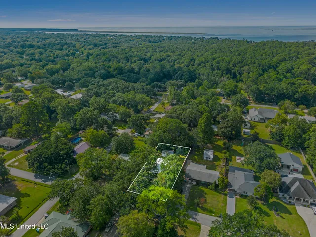 $349,900 | 1918 Stuart Avenue, Ocean Springs, MS 39564