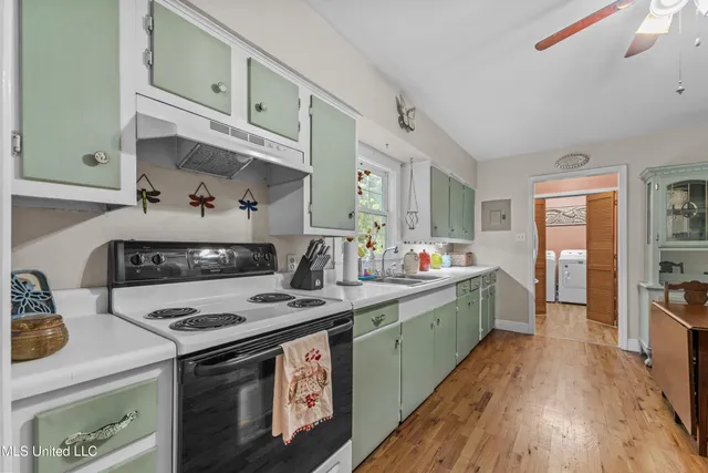 $349,900 | 1918 Stuart Avenue, Ocean Springs, MS 39564