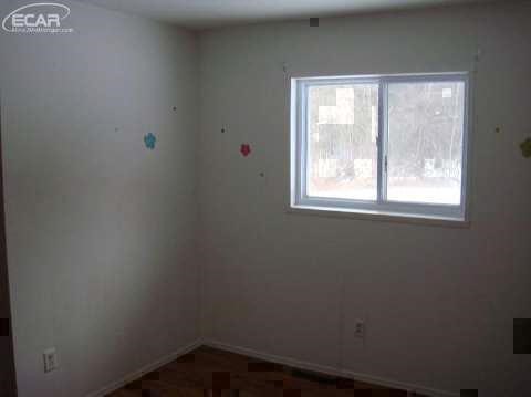 8314 West Dodge Road Montrose, MI 48457 - Photo 6 of 10 20431105-5.JPG