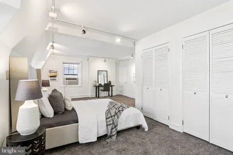 $1,150,000 | 400-02 South 47th Street, Philadelphia, PA 19143