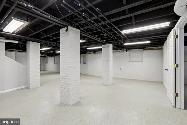 $1,150,000 | 400-02 South 47th Street, Philadelphia, PA 19143