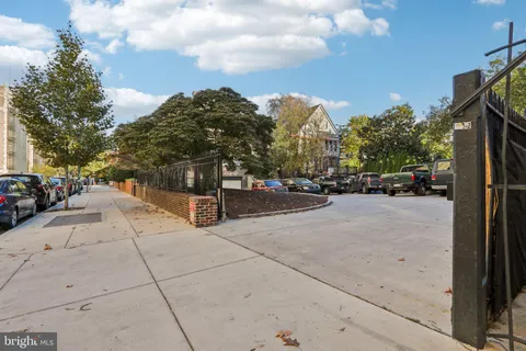 $1,150,000 | 400-02 South 47th Street, Philadelphia, PA 19143