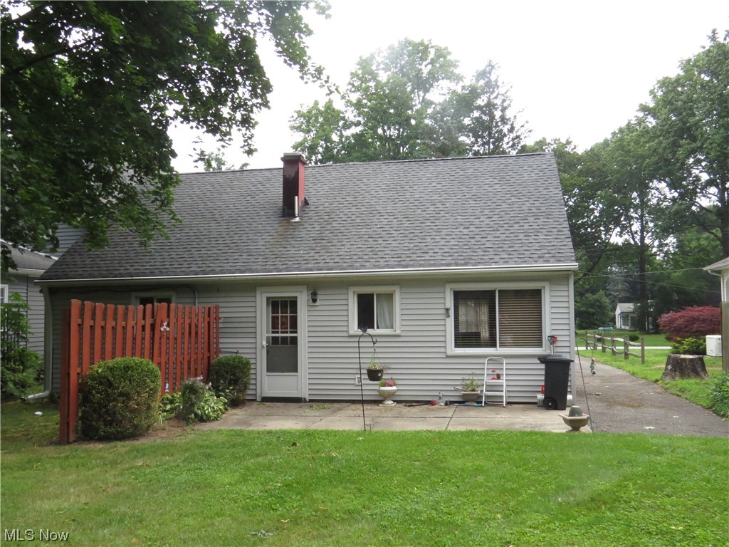 114 Overlook Road Painesville, OH 44077 - Photo 5 of 26 Gallery Image 5