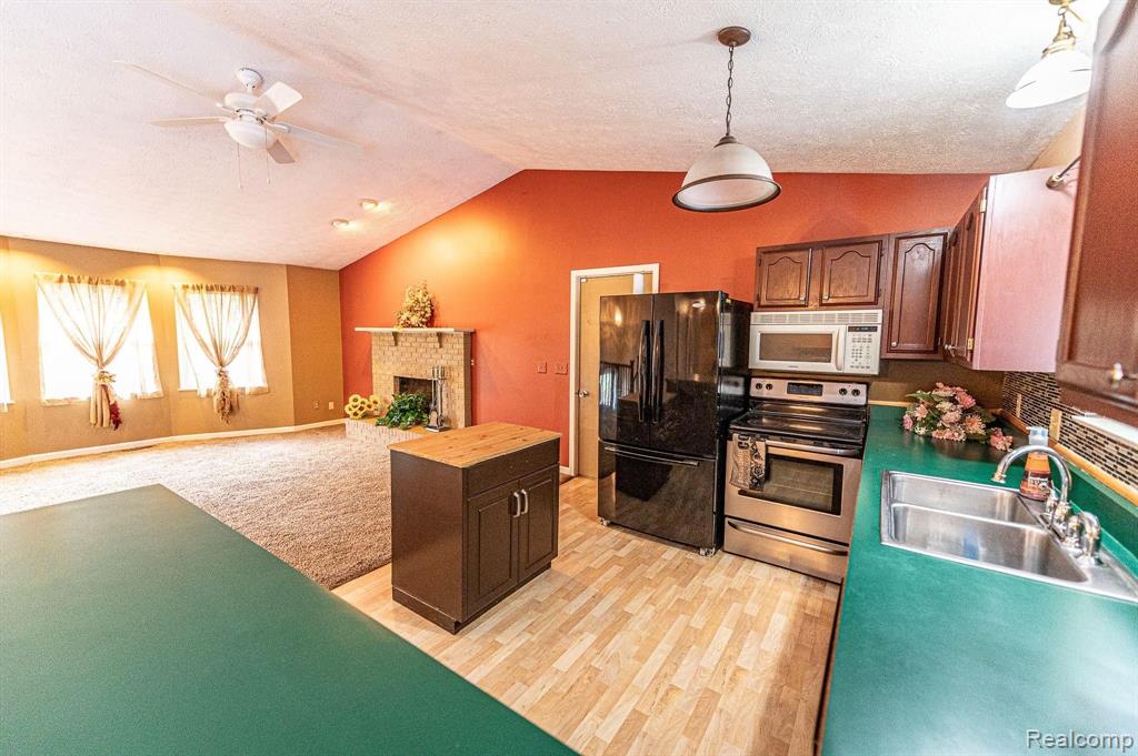7881 Oak Grove Road Howell, MI 48855 - Photo 22 of 31