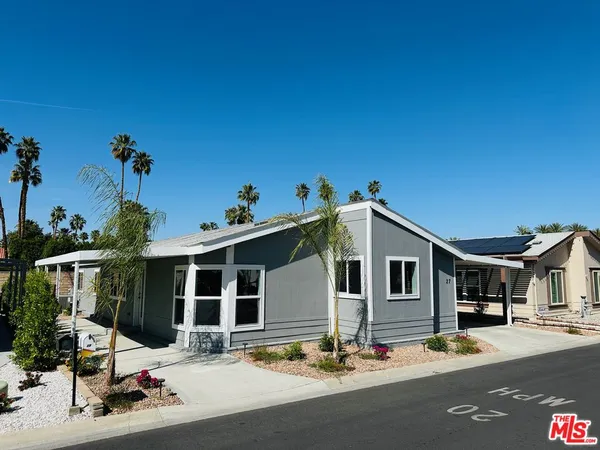 $229,900 | 27 Vía Valverde, Cathedral City, CA 92234