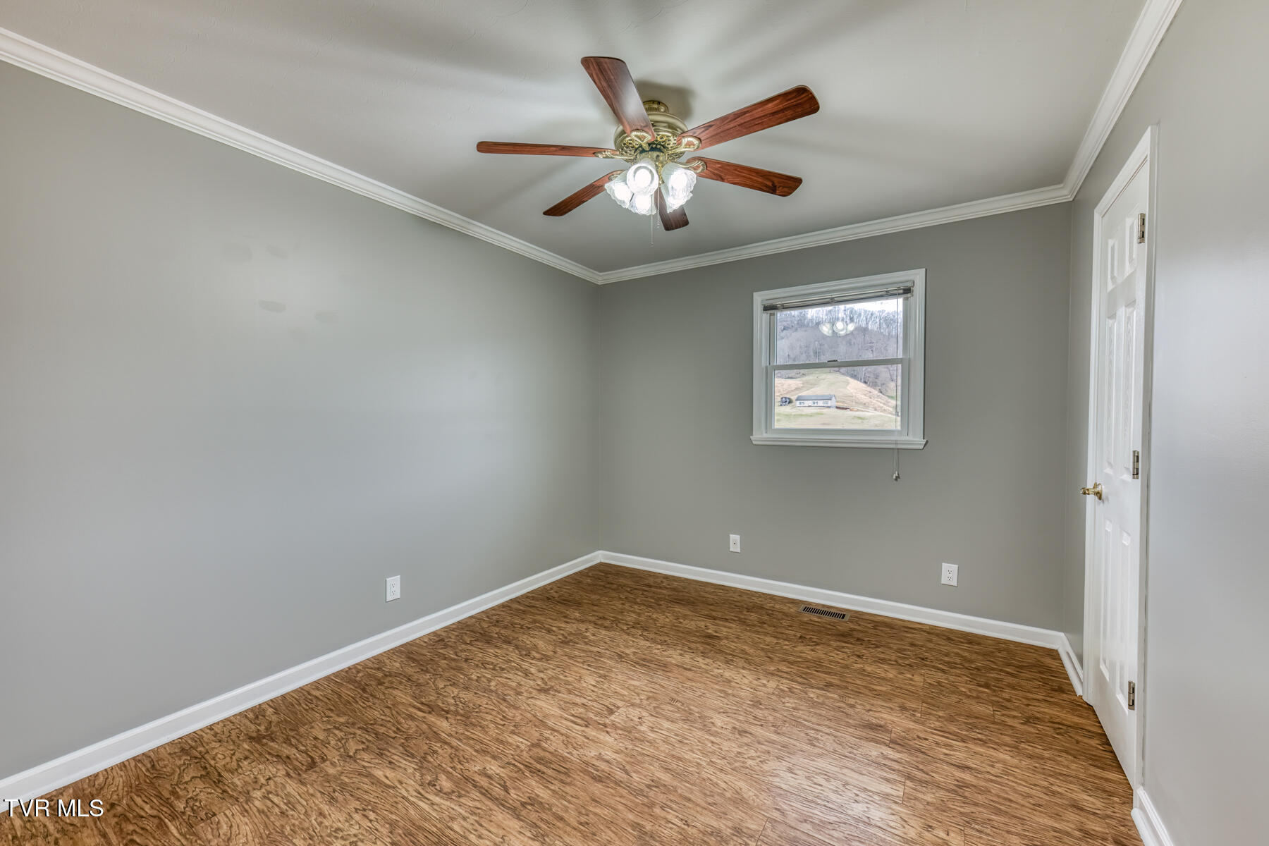 11132 Stanley Valley Road Gate City, VA 24251 - Photo 15 of 41 11132 Stanley Valley Rd-15