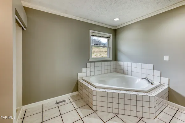 $210,000 | 11132 Stanley Valley Road, Gate City, VA 24251