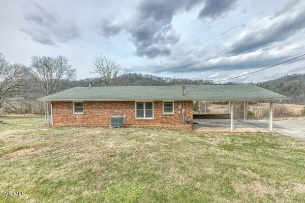 $210,000 | 11132 Stanley Valley Road, Gate City, VA 24251