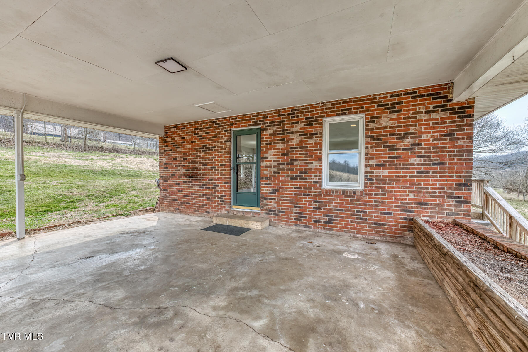 11132 Stanley Valley Road Gate City, VA 24251 - Photo 4 of 41 11132 Stanley Valley Rd-4