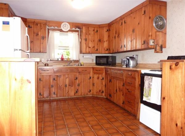 91 Cushing Road Malden, MA 02148 - Photo 5 of 16 Gallery Image 5