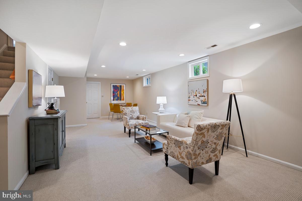 8715 2nd Avenue Silver Spring, MD 20910 - Photo 40 of 45