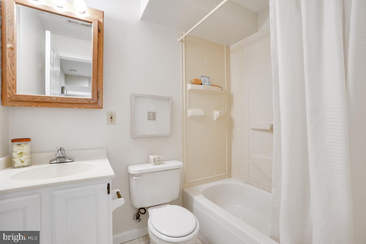 8715 2nd Avenue Silver Spring, MD 20910 - Photo 42 of 45