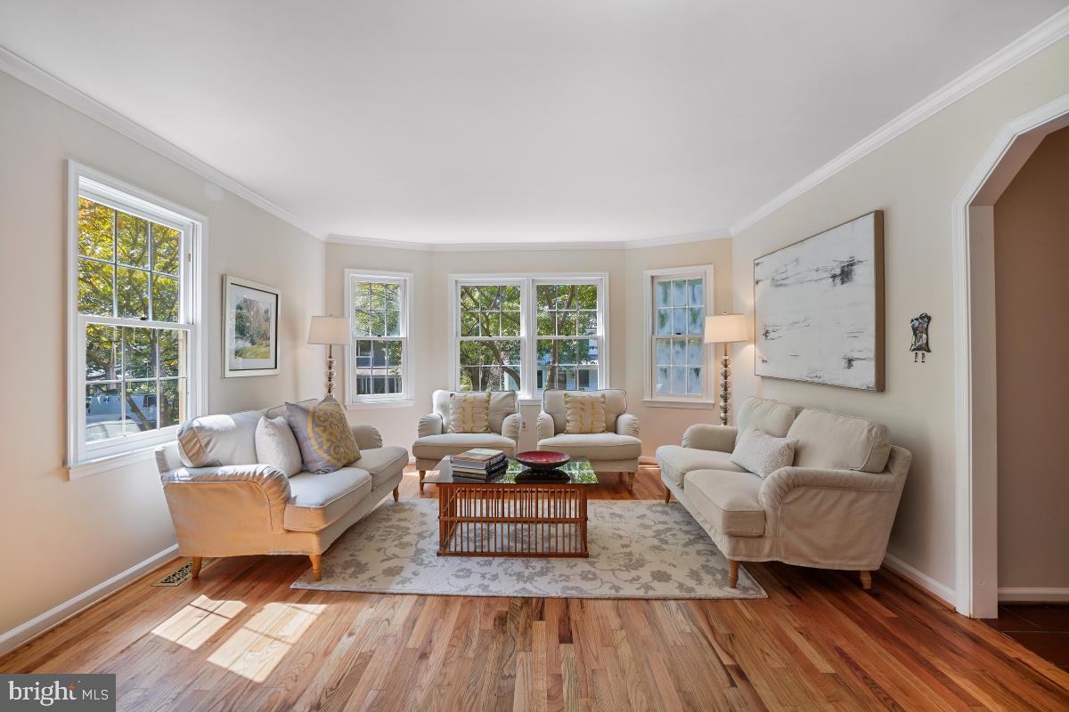 8715 2nd Avenue Silver Spring, MD 20910 - Photo 10 of 45