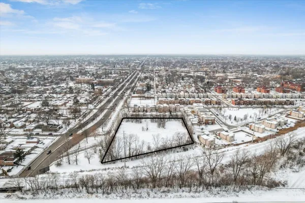 $500,000 | 440 West 87th Street, Chicago, IL 60620