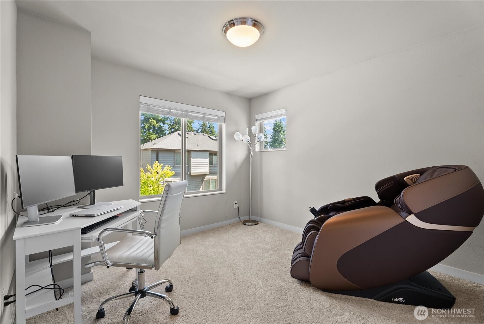 3527 Northeast 7th Street Renton, WA 98056 - Photo 25 of 33