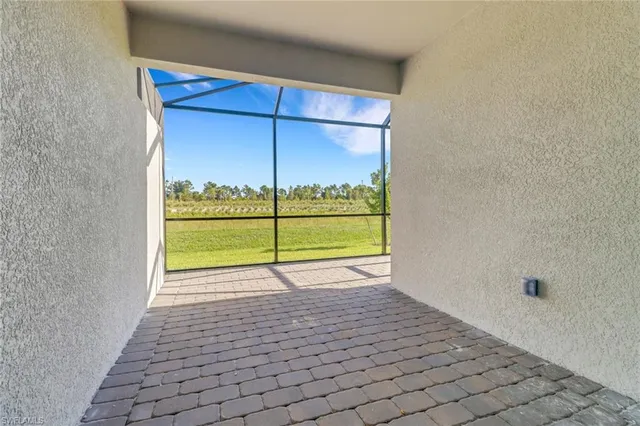 $2,600 | 19596 Hinkley Drive, Estero, FL 33928