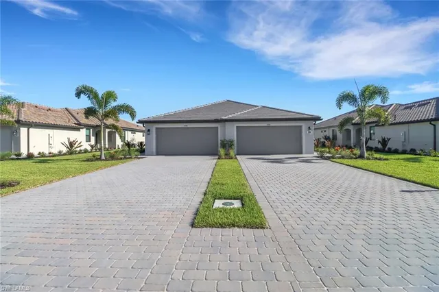 $2,600 | 19596 Hinkley Drive, Estero, FL 33928
