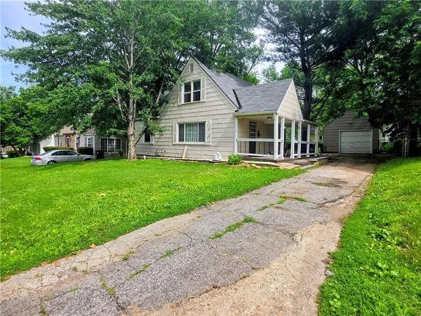 $183,000 | 1312 West 29th Street South, Independence, MO 64052