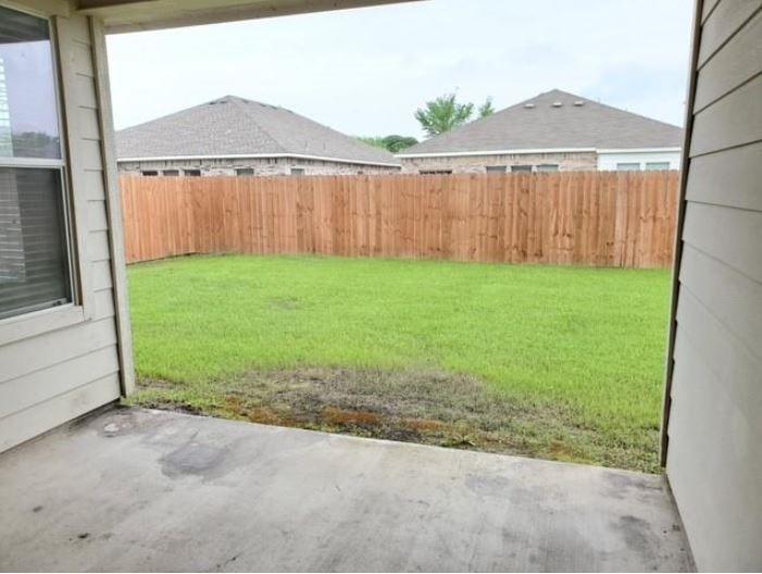 3137 Evangeline Road Fort Worth, TX 76140 - Photo 13 of 13 a backyard of a house