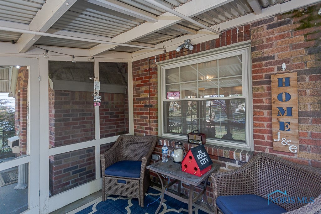 3847 Maxwell Road Toledo, OH 43613 - Photo 3 of 38 Gallery Image 3