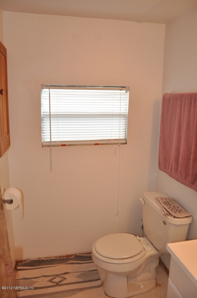 3044 Jones Road Jacksonville, FL 32220 - Photo 37 of 44 2nd Bathroom Double Wide