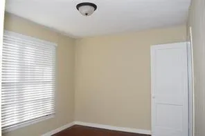 a view of a window in a room