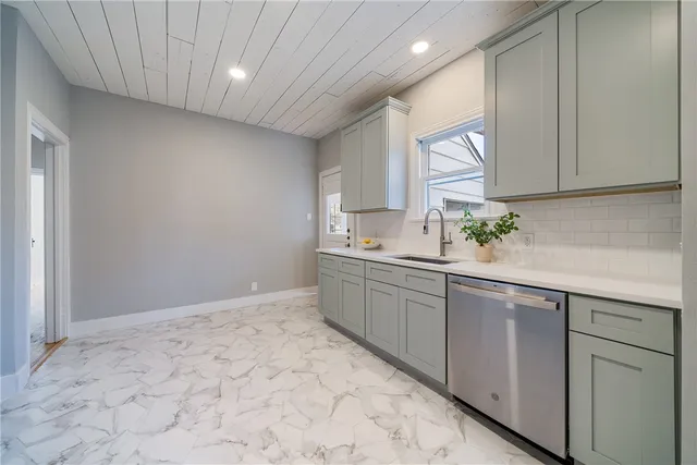 $1,900 | 433 Cole Street, Corpus Christi, TX 78404