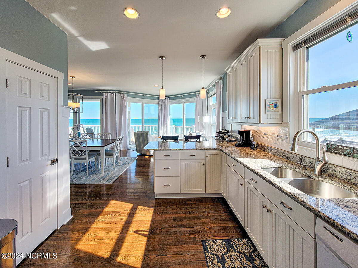 1204 New River Inlet Road North Topsail Beach, NC 28460 - Photo 15 of 93 1204-New-River-Inlet-Rd_Cheryl Moseley_S