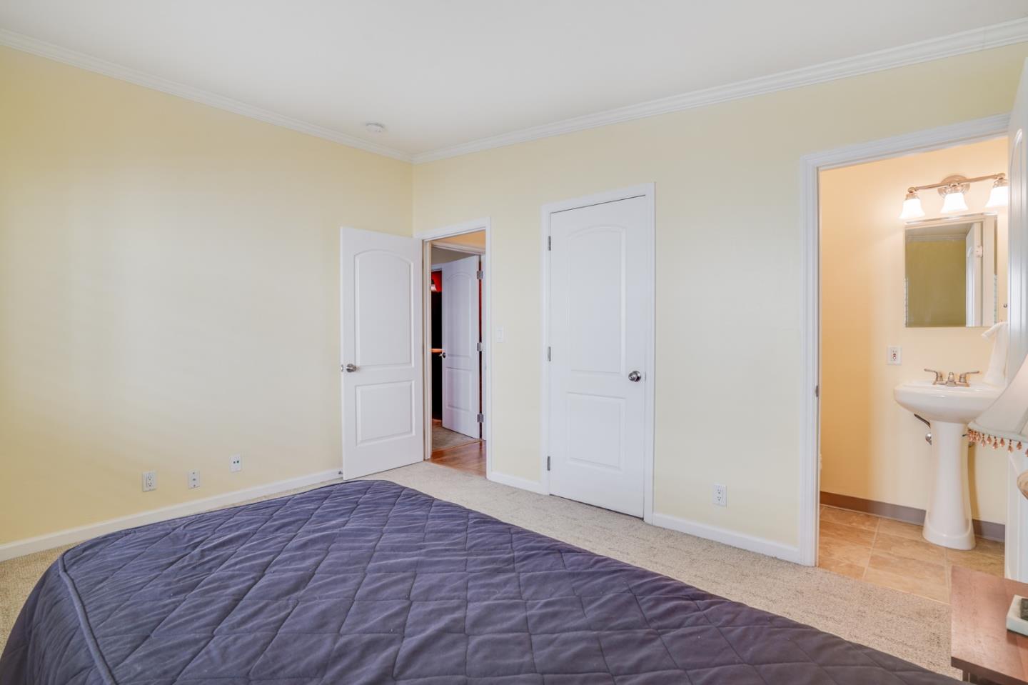 1630 Cross Way San Jose, CA 95125 - Photo 18 of 52 a view of bathroom