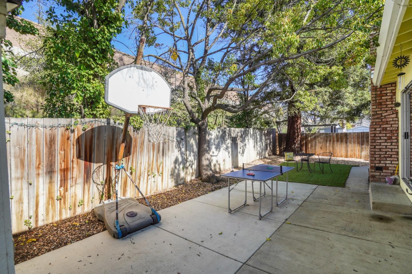 1630 Cross Way San Jose, CA 95125 - Photo 45 of 52 a garden view with a seating space