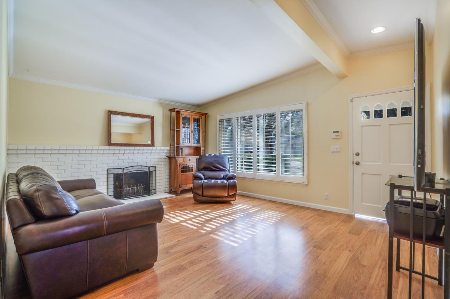 1630 Cross Way San Jose, CA 95125 - Photo 8 of 52 a living room with furniture and a fireplace