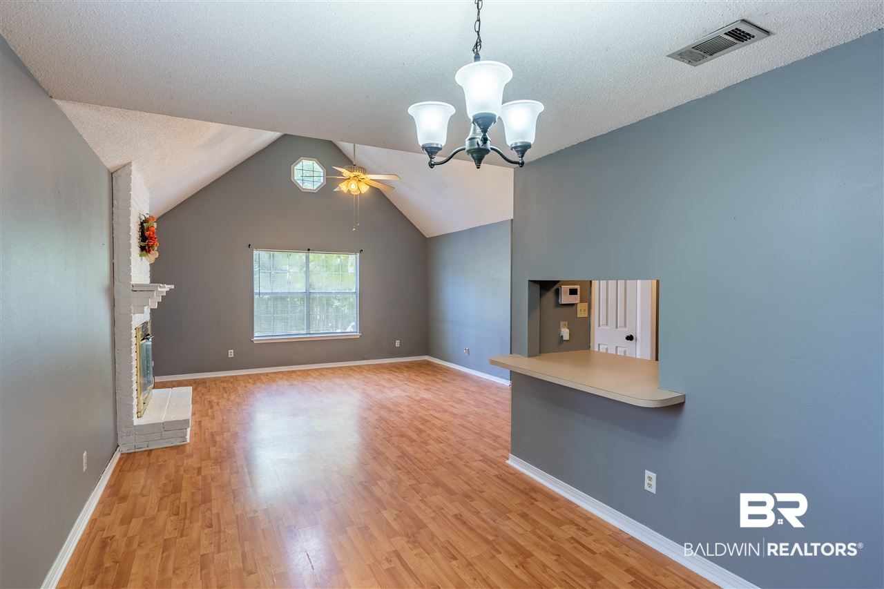212 Ridgewood Drive Daphne, AL 36526 - Photo 5 of 21
