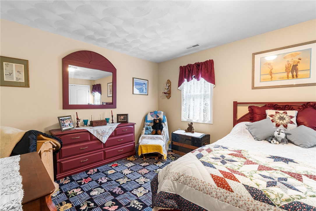 246 Jefferson Road Burrillville, RI 02830 - Photo 23 of 39