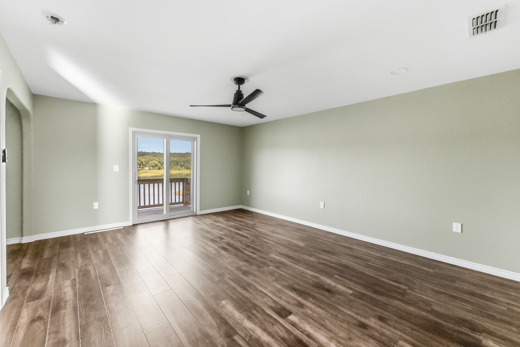 13 Lookout Ridge Huntsville, TX 77340 - Photo 17 of 46 Gallery Image 17