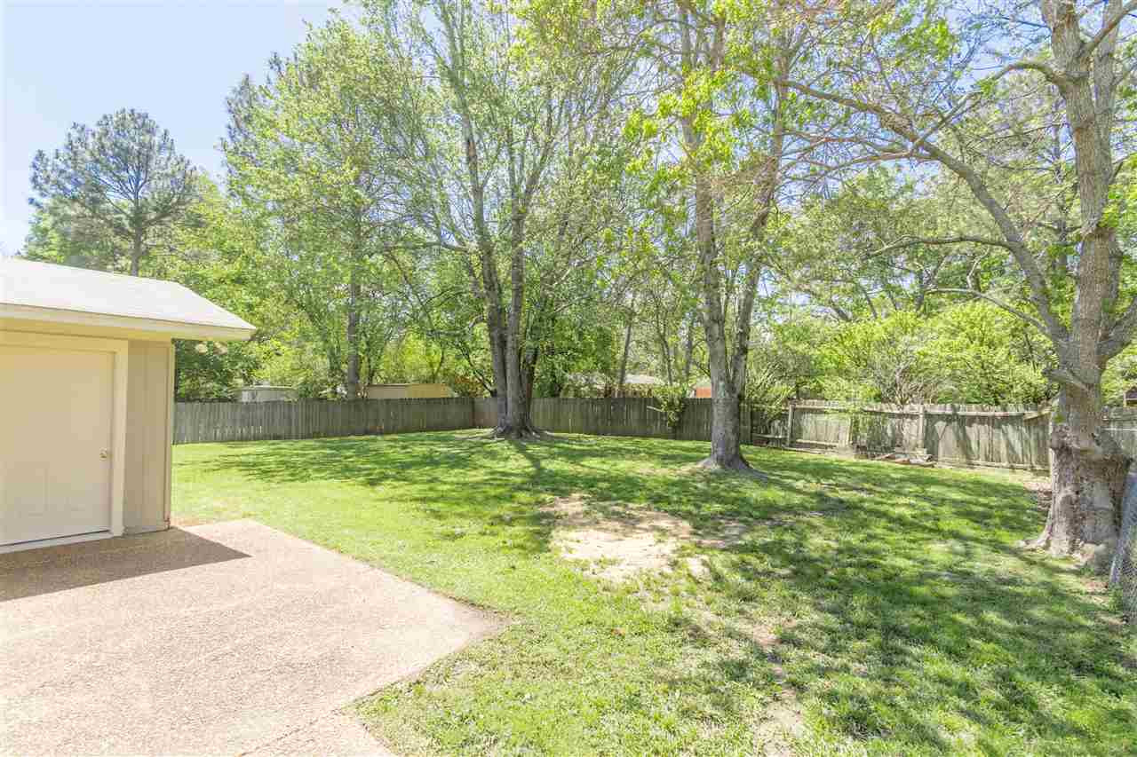 235 Walnut Ridge Street Ridgeland, MS 39157 - Photo 35 of 35 Fenced backyard