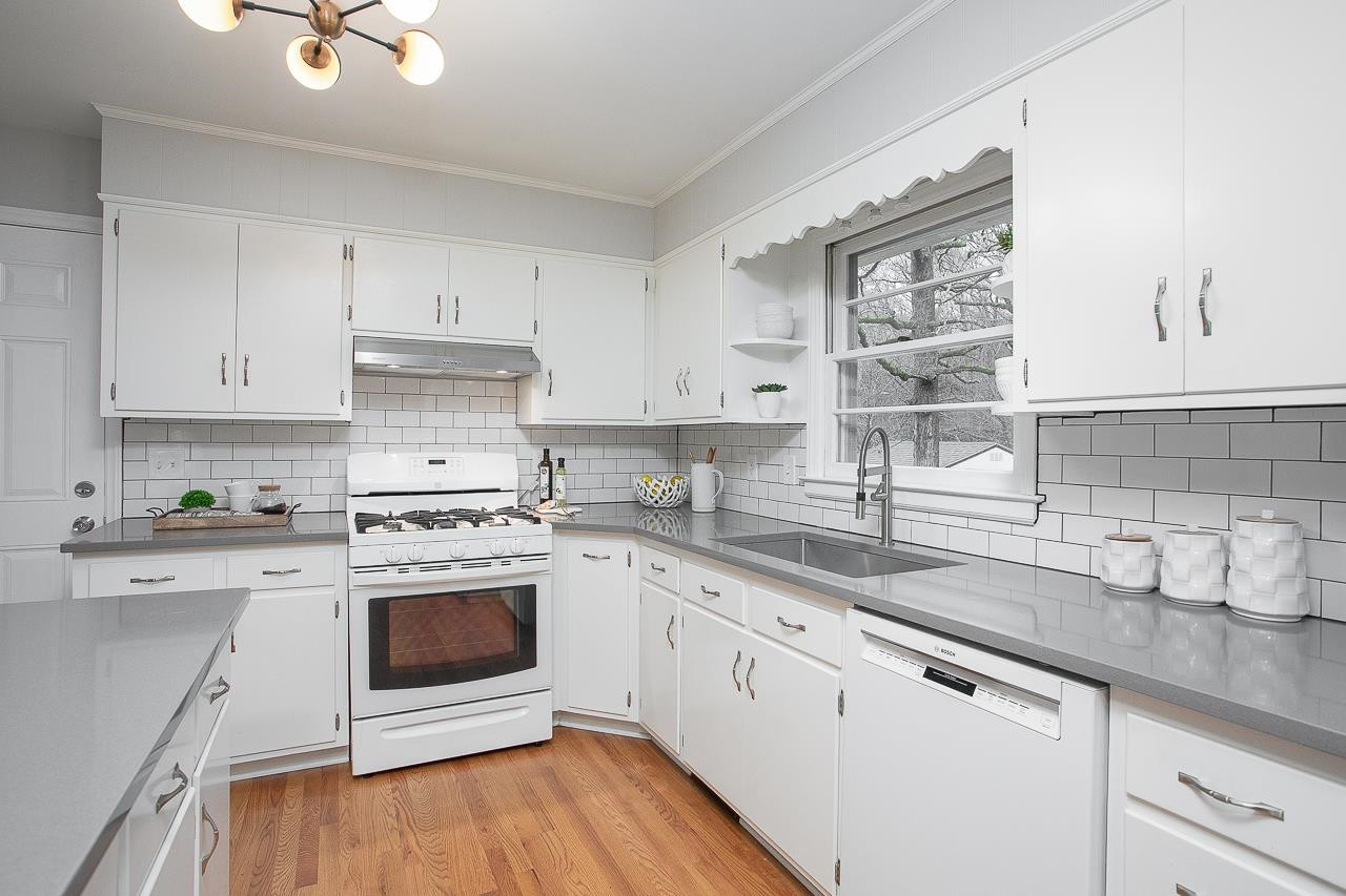 146 Chateau Road Durham, NC 27704 - Photo 10 of 37 Photo 10