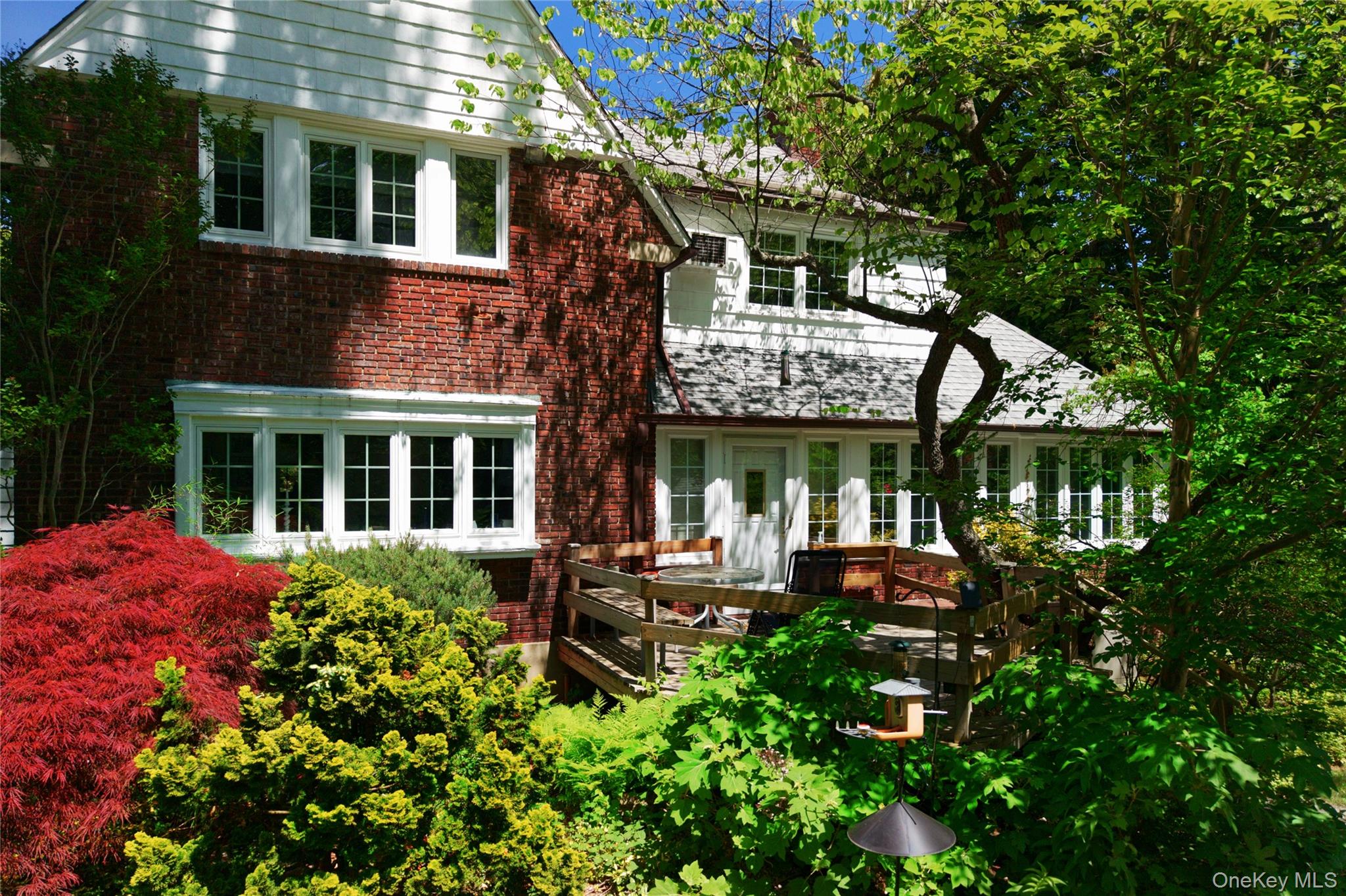 10 Crescent Road Port Washington, NY 11050 - Photo 36 of 37