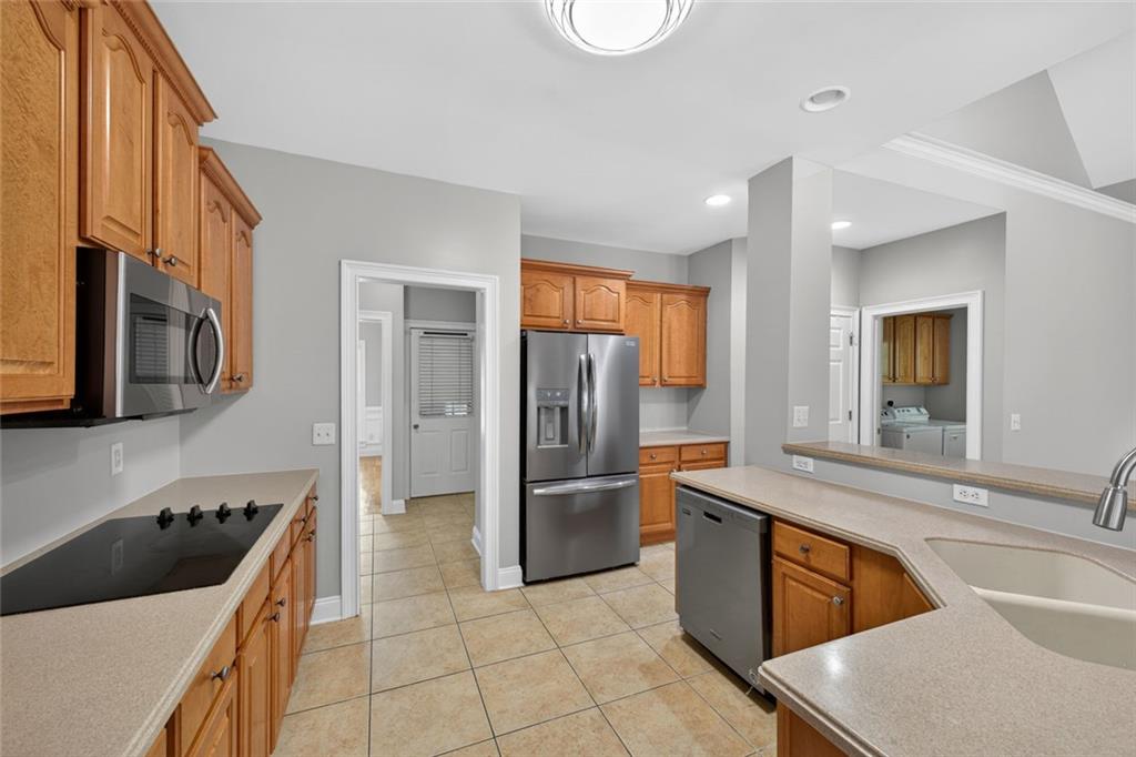 8228 River Pointe Overlook Winston, GA 30187 - Photo 11 of 38