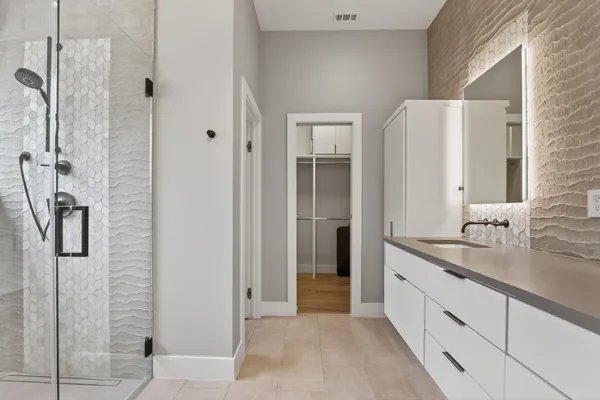 $3,150,000 | 3206 Thousand Oaks Drive, Austin, TX 78746