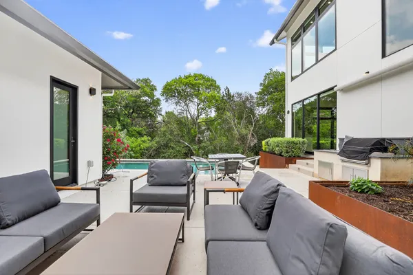 $3,150,000 | 3206 Thousand Oaks Drive, Austin, TX 78746