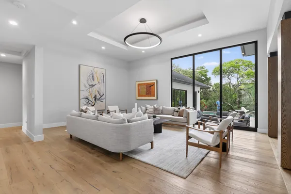 $3,150,000 | 3206 Thousand Oaks Drive, Austin, TX 78746