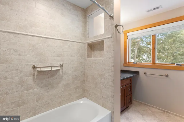 $1,265,000 | 357 Overlook Trail, Annapolis, MD 21401