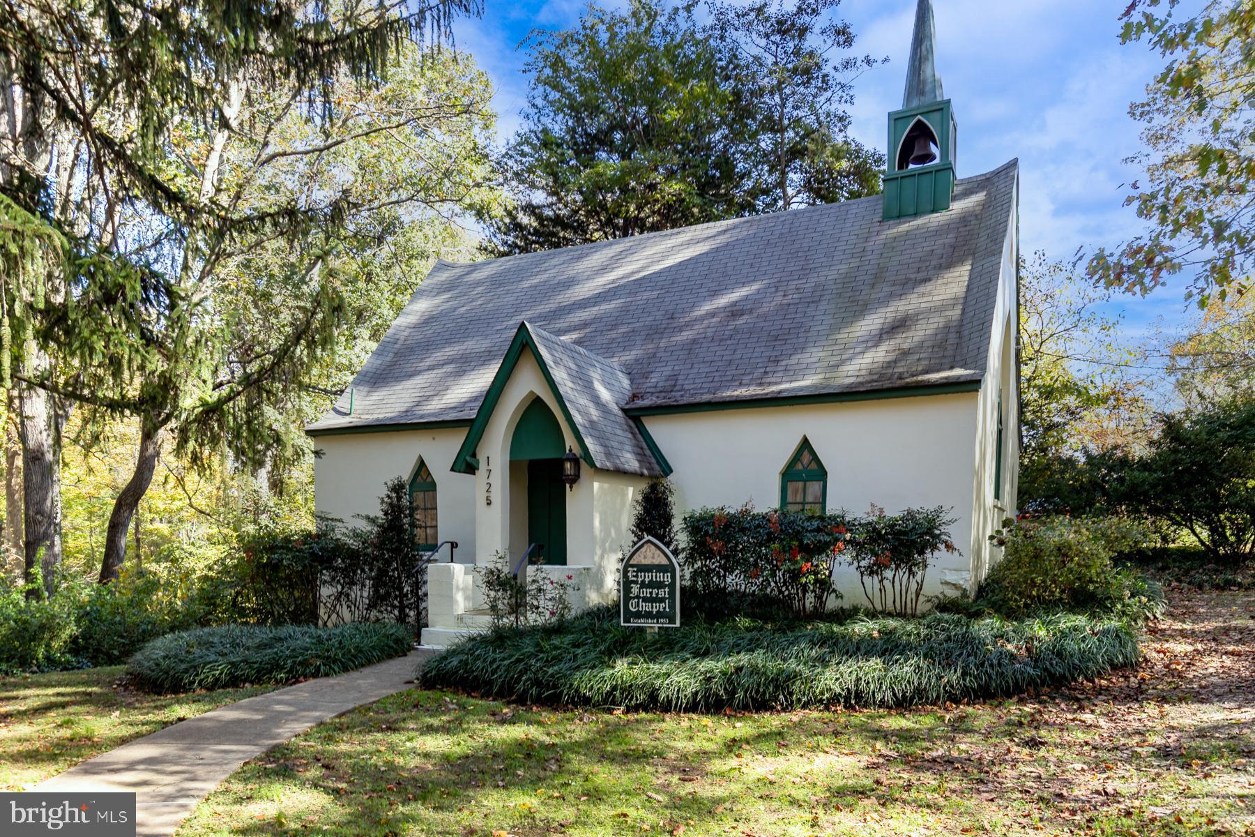 357 Overlook Trail Annapolis, MD 21401 - Photo 44 of 45 a front view of a house with garden