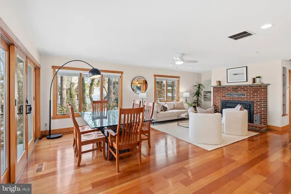 $1,200,000 | 357 Overlook Trail, Annapolis, MD 21401